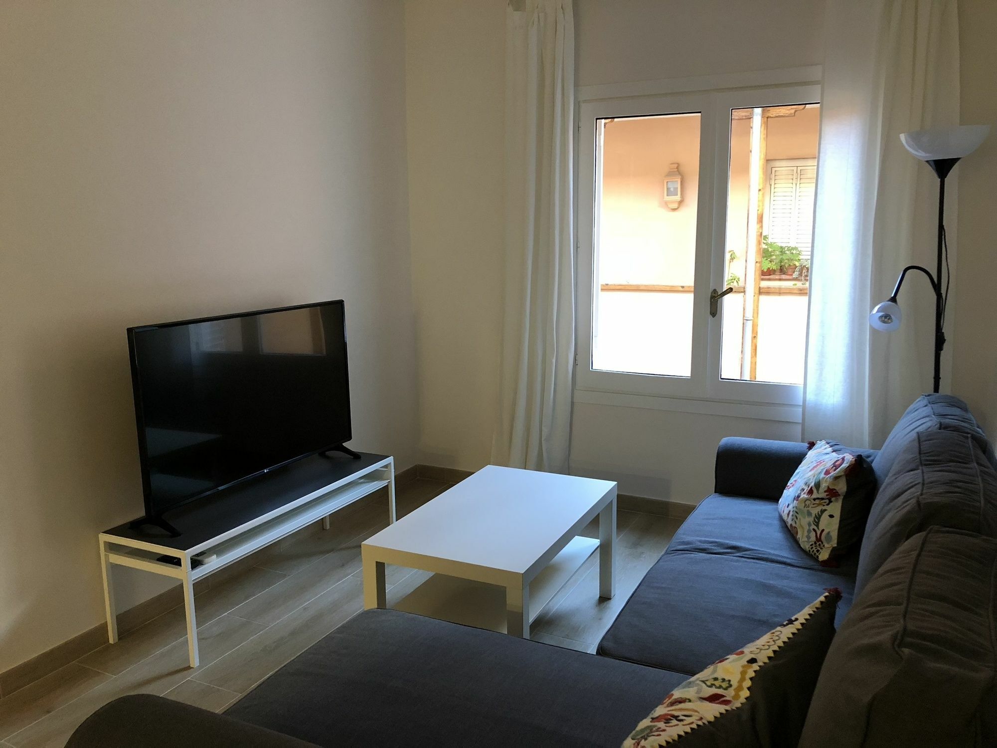Piso En Edificio Barroco Madrid. Appartement Buitenkant foto